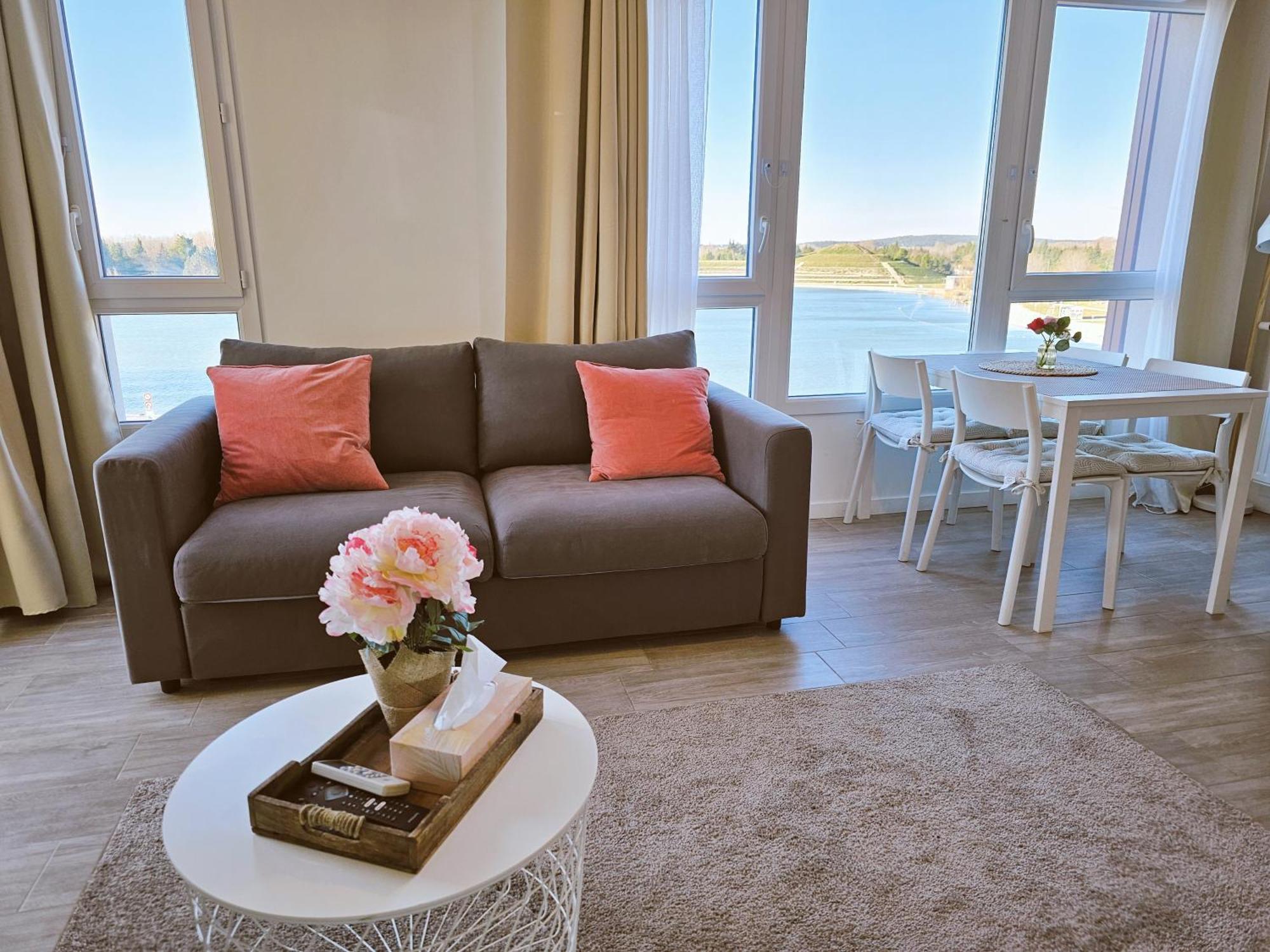 Lakeside Provence - Appartement 4 Etoiles Face Au Lac De 蒙特 外观 照片