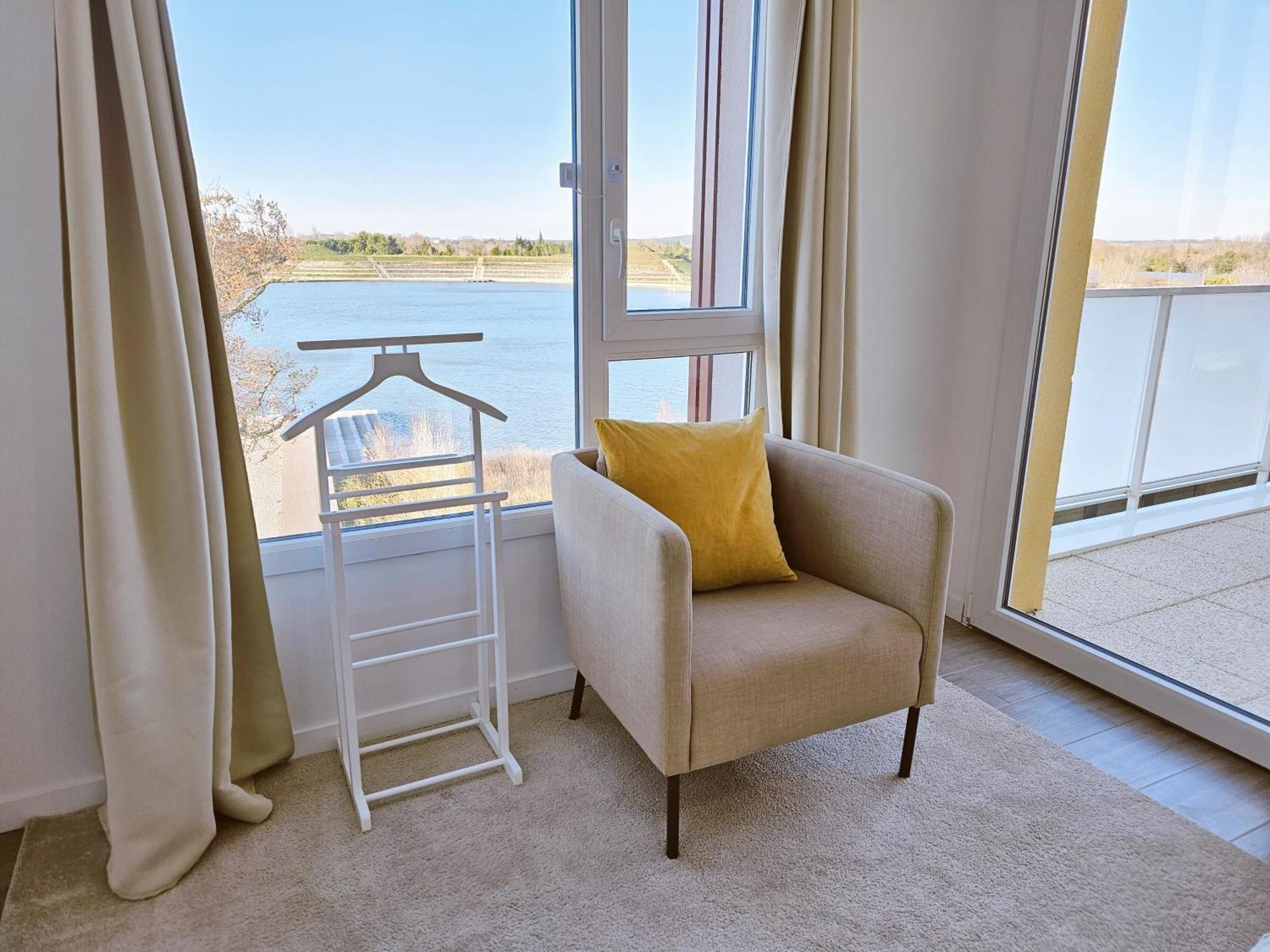 Lakeside Provence - Appartement 4 Etoiles Face Au Lac De 蒙特 外观 照片
